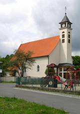Kostel sv. Jana K�titele ve Vala�sk� Polance