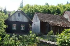 https://upload.wikimedia.org/wikipedia/commons/thumb/1/18/Seninka%2C_%C4%8D._p._71.jpg/1024px-Seninka%2C_%C4%8D._p._71.jpg