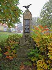 Nkovice, pomnk I. sv. vlka.jpg