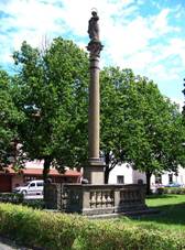 File:Horn Jelen, marinsk sloup.jpg