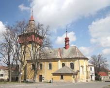File:Kostel svat�ho Bartolom�je v Lu�i.jpg