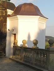 File:Kostel Panny Marie na Chlumku, Lu�e 14.JPG