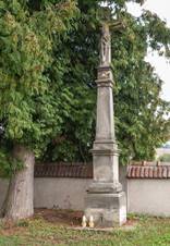 Lubnk, kamenn k na hbitov - Ludorf, Steinkreuz auf dem Friedhof