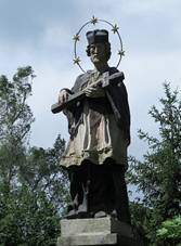 DolnÃ BoÅ™Ãkovice, socha svatÃho Jana NepomuckÃho.jpg