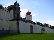 Kraliky - Hora Matky Bozi, schodiste.JPG