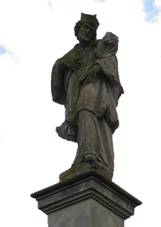 ejkovice, socha svatho Jana Nepomuckho.jpg