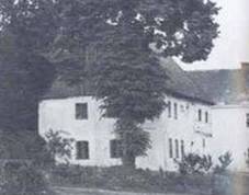 Dlouh Lomnice (Lang Lammitz) | obecn kaple a usedlost p. 30 v dob ped rokem 1968