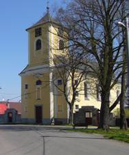 Údrč - kostel svatého Linharta.jpg