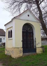 Dyjkovice - kaple Panny Marie Matky Crkve 01.jpg