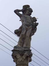 Dyjkovice - sloup se sochou sv. ebestina.jpg