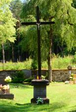 GuentherZ 2015-07-04 (72) Podhrad nad Dyj-Freistein Friedhof.JPG