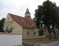 Kostel ve ttarech od severovchodu