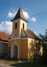 Chapel of the Virgin Mary of the Rosary in Zblovice, Znojmo District 01.JPG