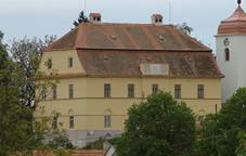 kostel a fara v eroticch