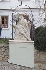 Znojmo, Mikulsk nmst, pieta.jpg