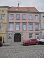 Znojmo, Masarykovo nmst 19.jpg